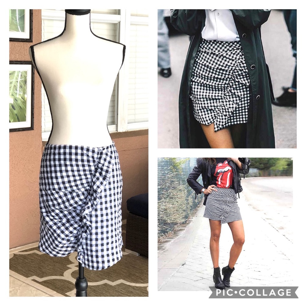 Lili’s Closet checkered frill trim skirt